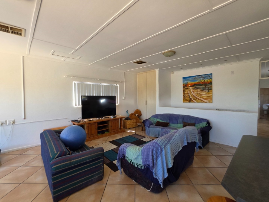 5 Bedroom Property for Sale in Blydeville Northern Cape